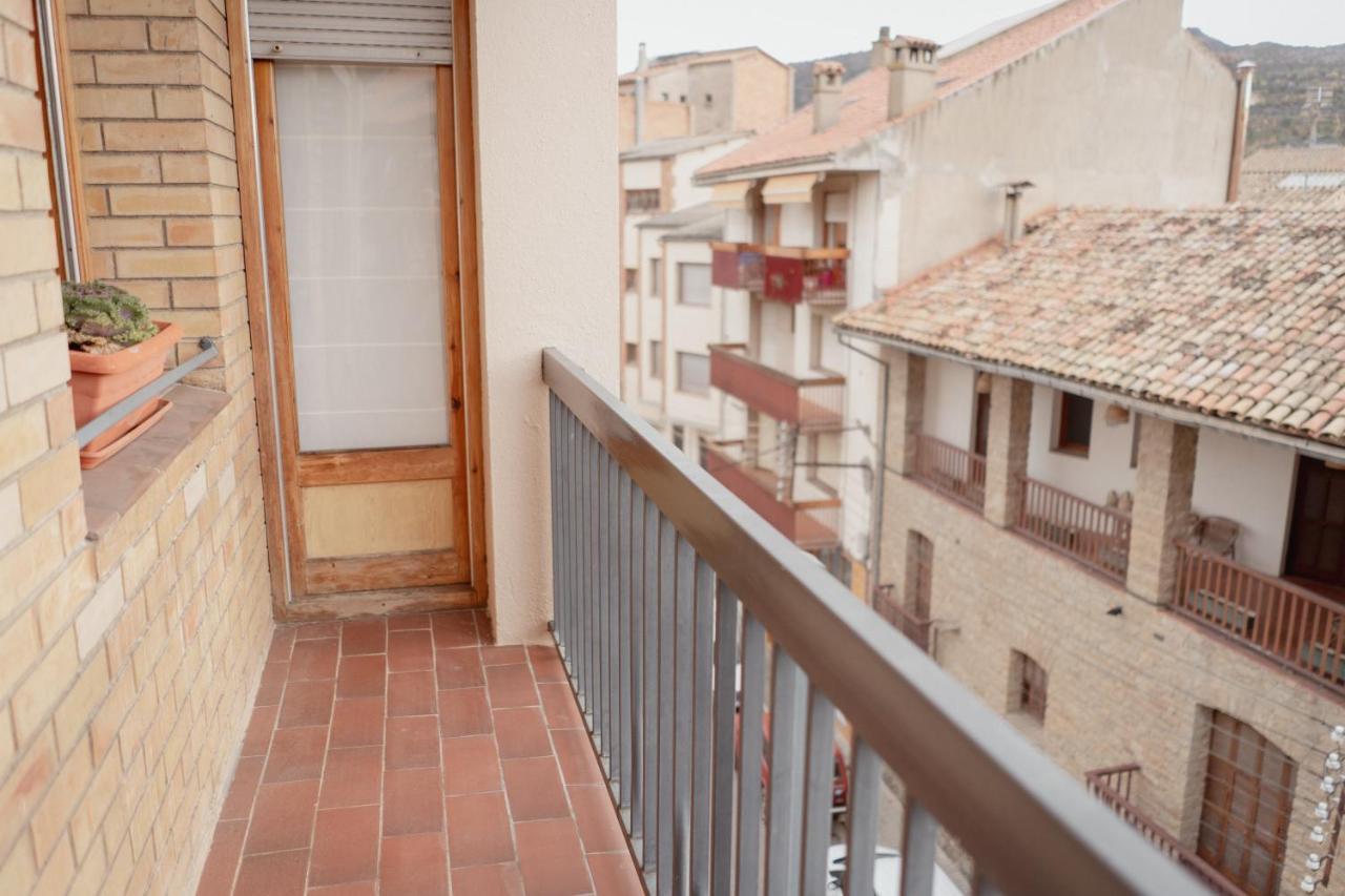 Cal Miquel Apartment Pobla de Segur Exterior photo